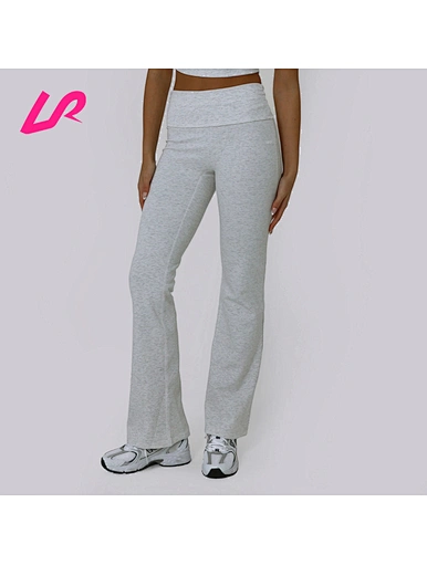 Our tights with tall flared leggings combines functionality and style. Made from high-quality materials and designed for a range of activities, it's perfect for your next workout. Shop now!